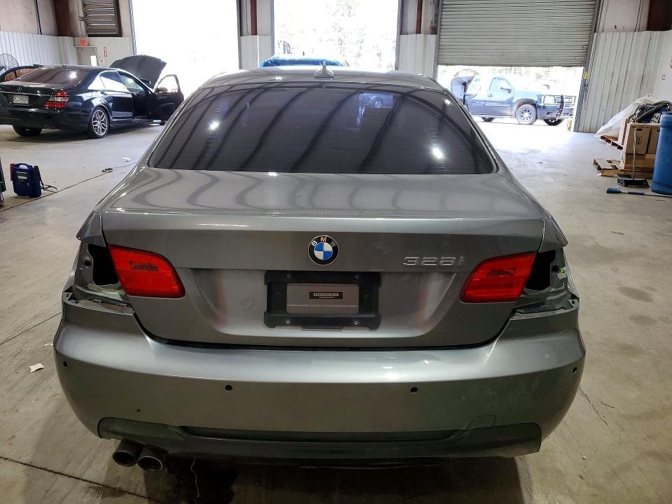 2012 BMW 328 i