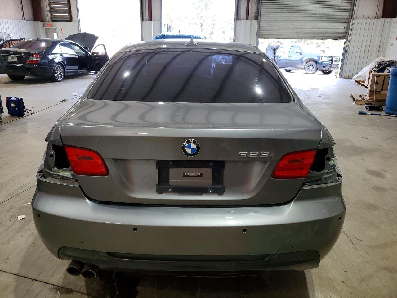 2012 BMW 328 i
