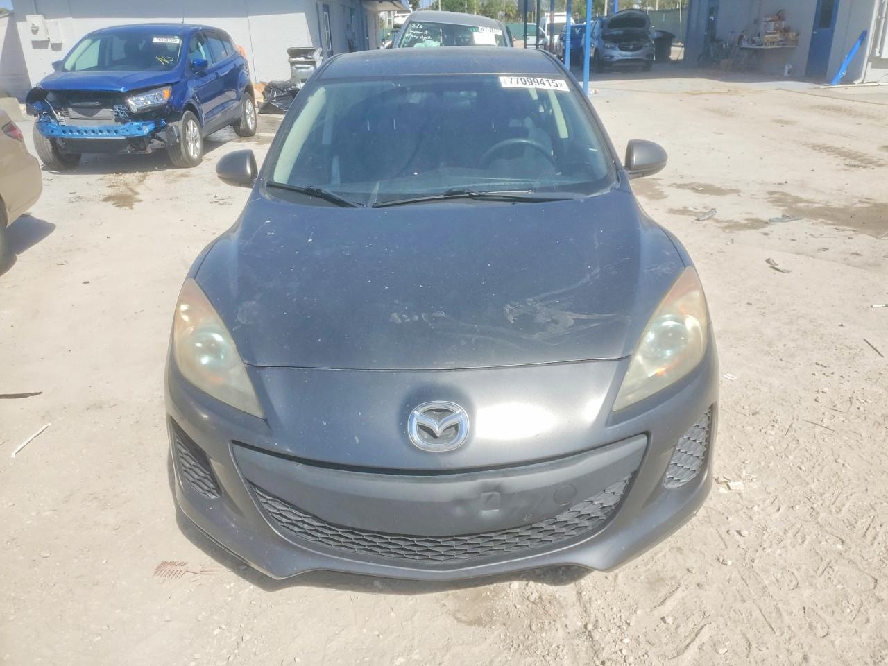 2013 Mazda 3 I