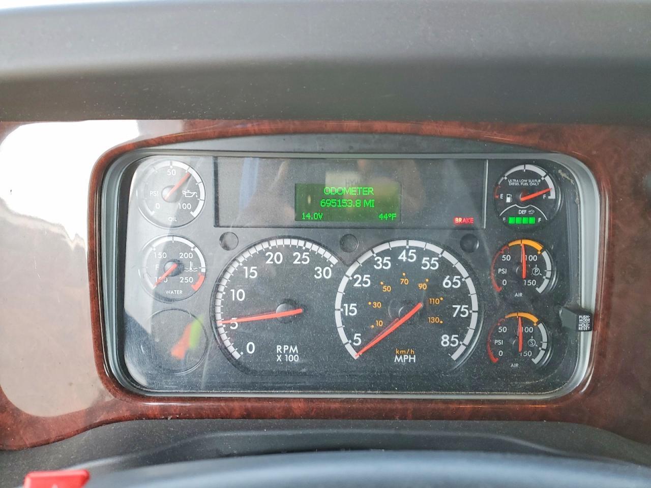 2019 Freightliner Business Class M2 BOX Truck