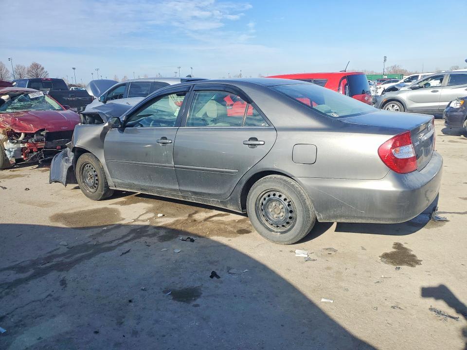 2003 Toyota Camry le