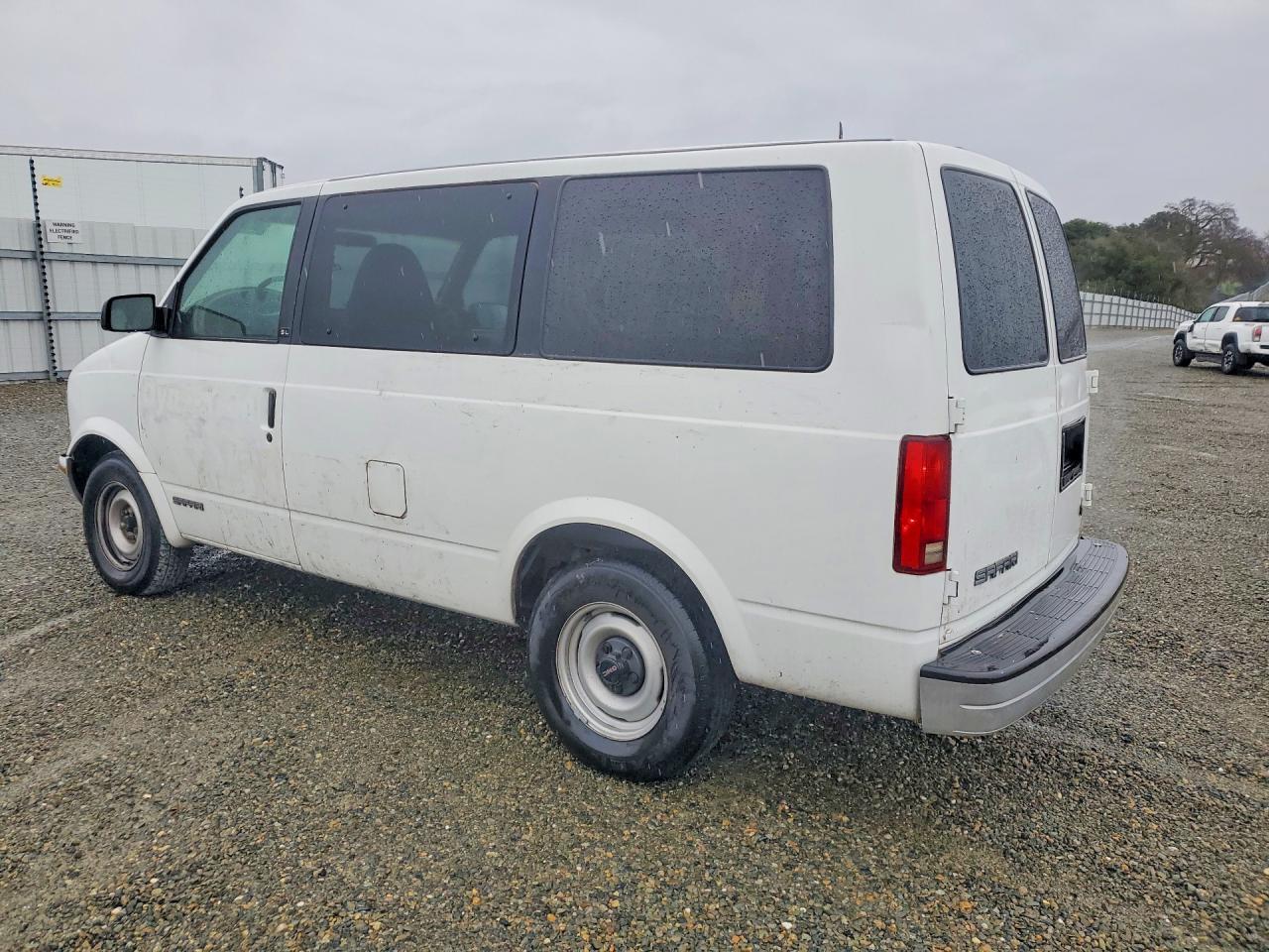 2000 GMC Safari XT