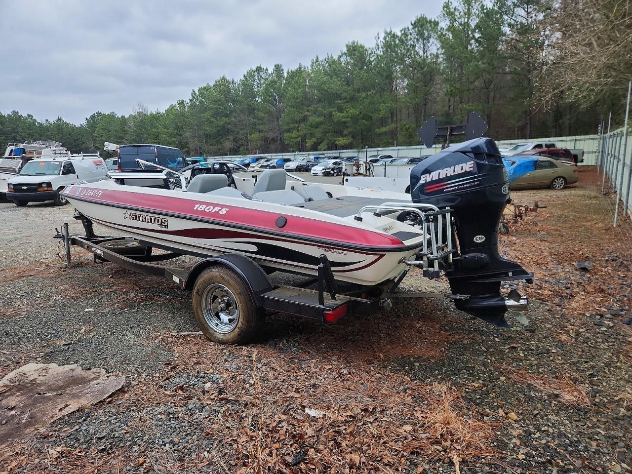 2004 Stratos 180 Boat-Outboard Engine