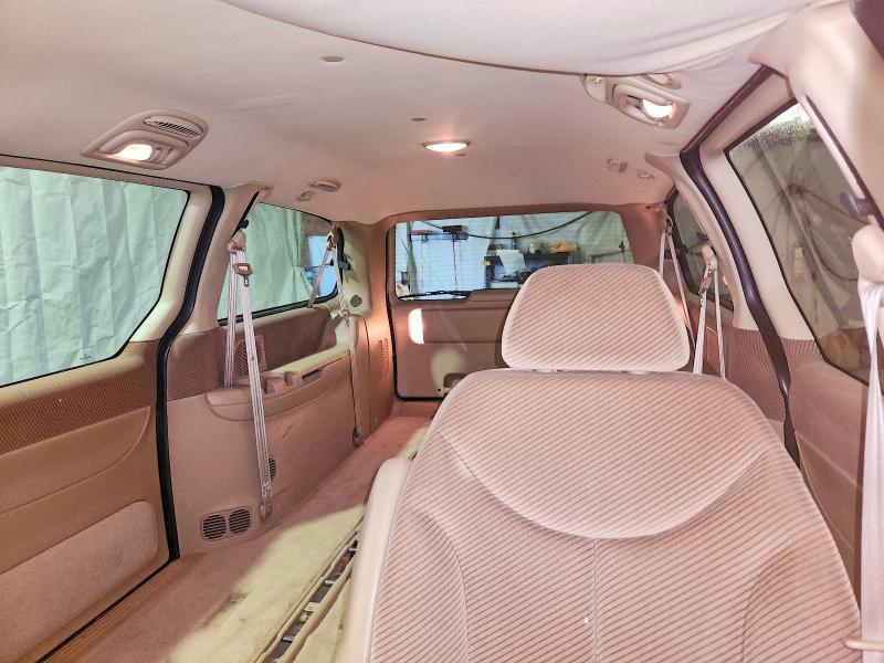 1997 Dodge Grand Caravan le