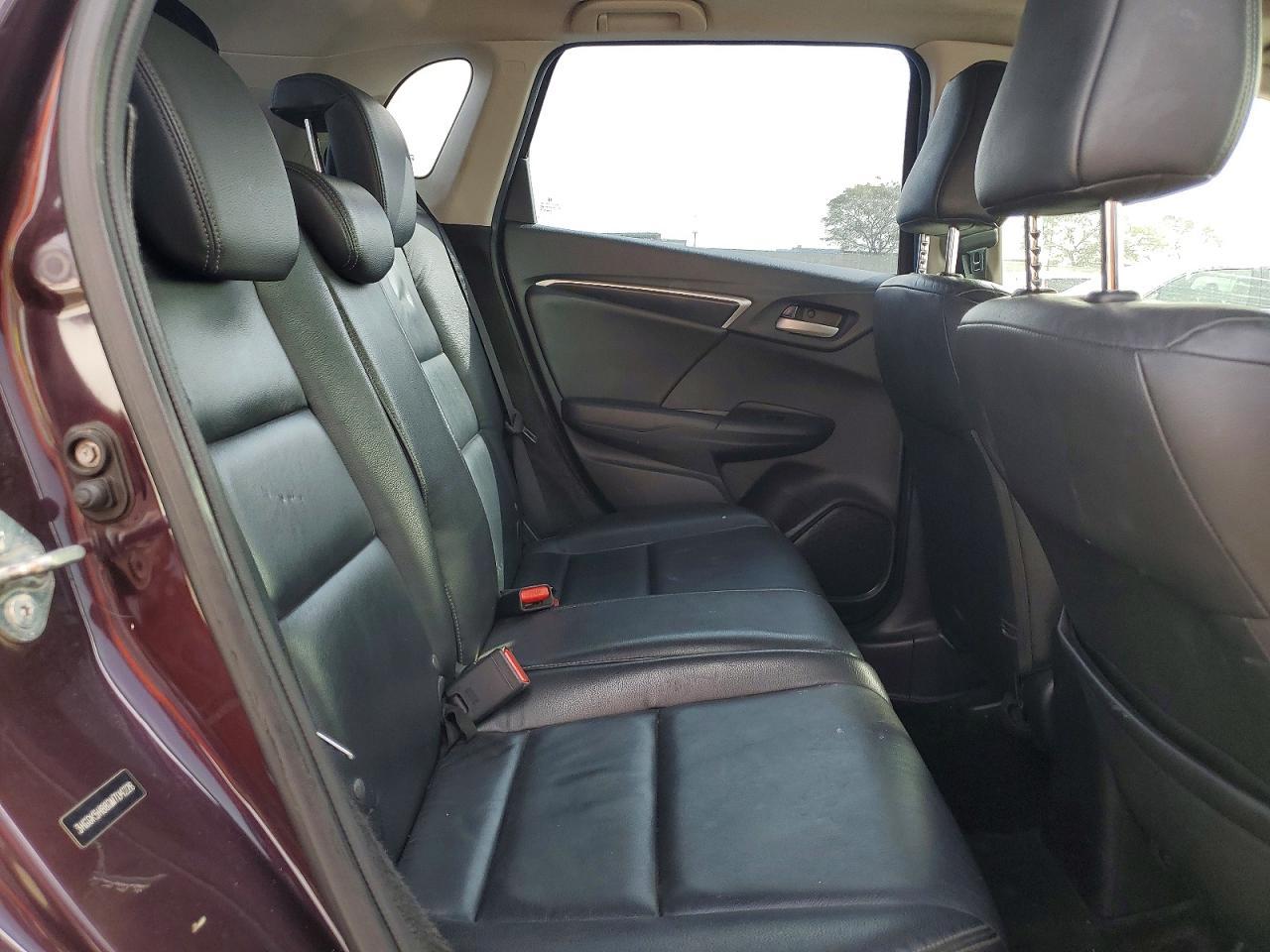 2016 Honda Fit ex