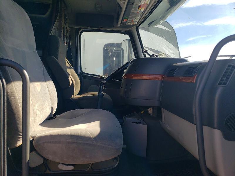 2007 Volvo VN VNL