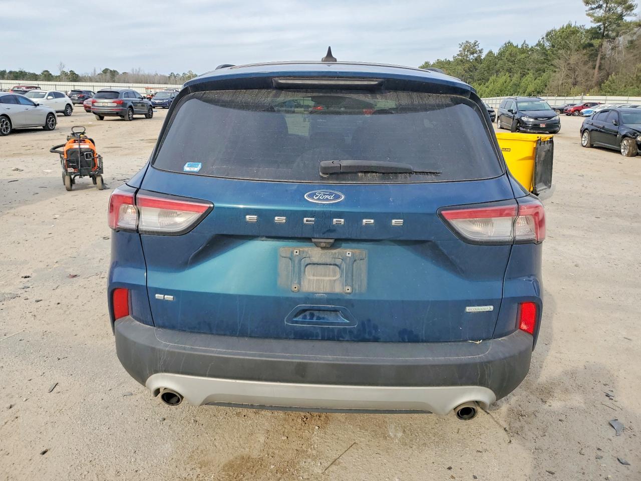 2020 Ford Escape se