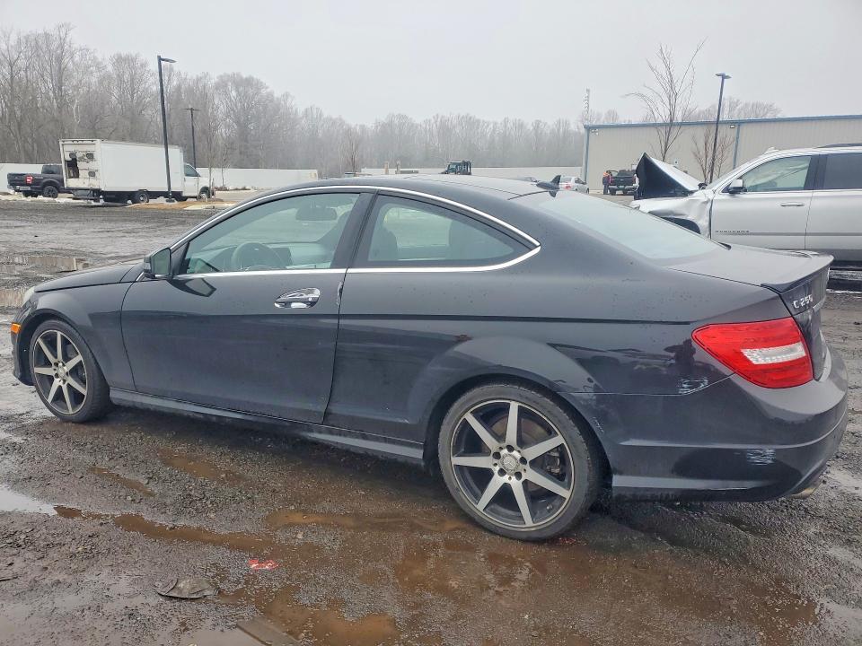 2015 Mercedes-Benz C 250