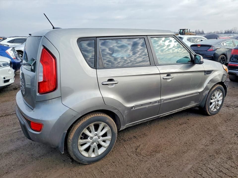 2013 KIA Soul +