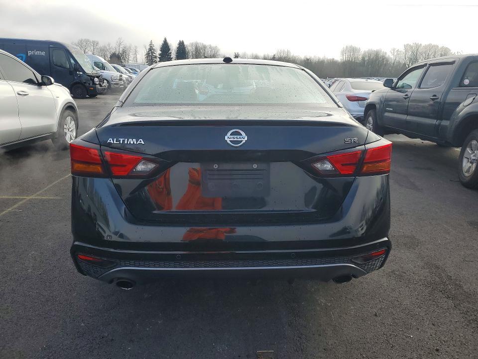 2020 Nissan Altima sr