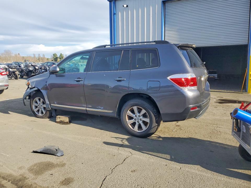 2012 Toyota Highlander Base