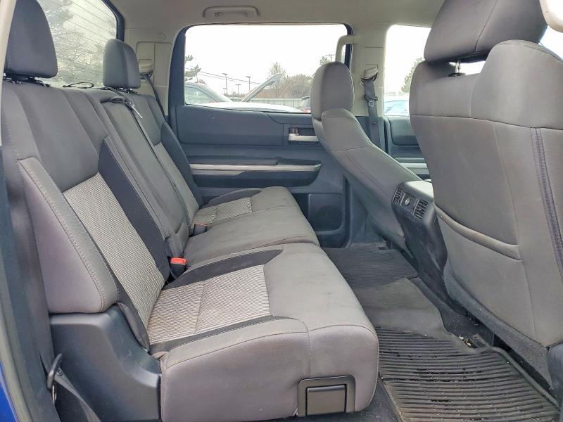 2015 Toyota Tundra SR5