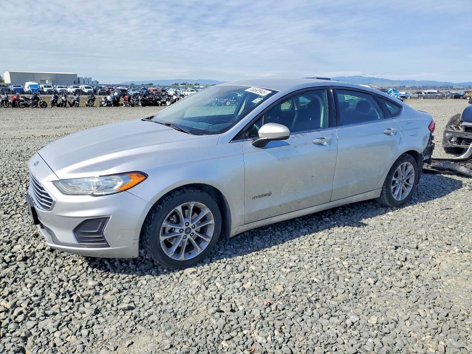 2019 Ford Fusion se