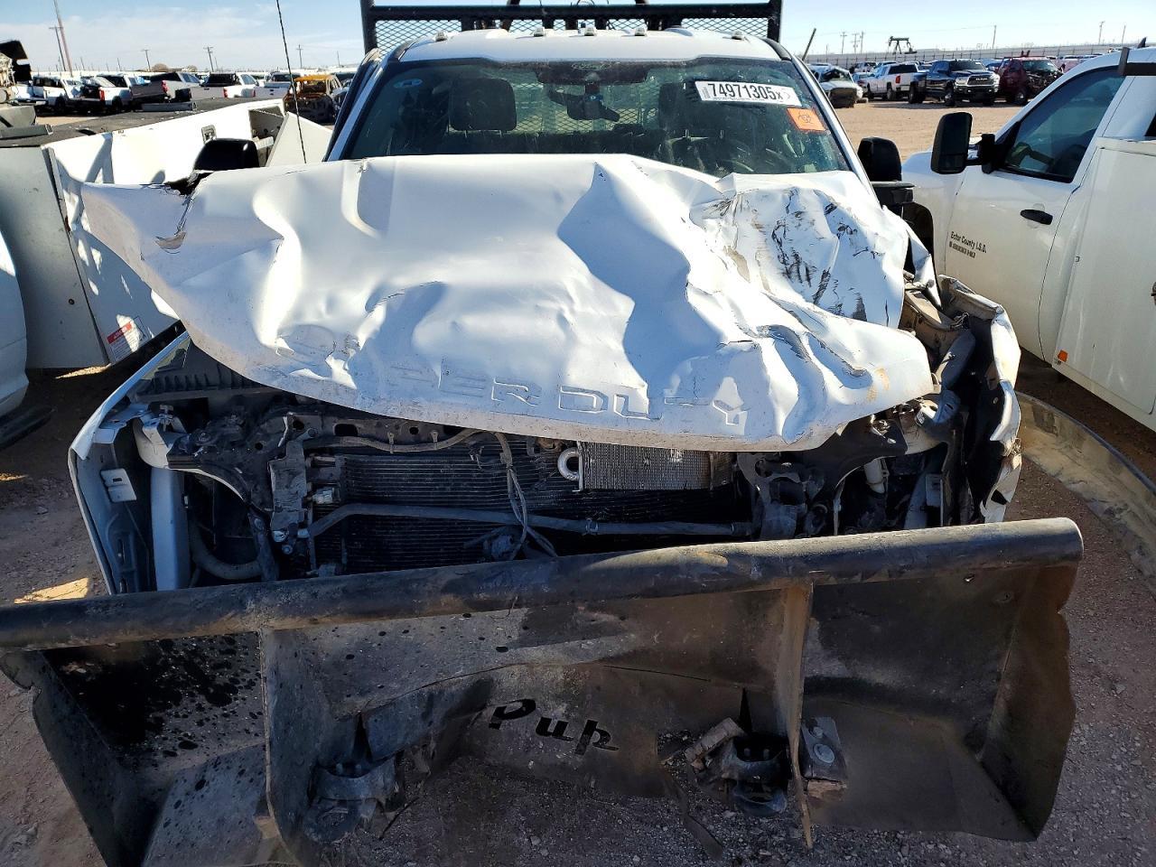 2024 Ford F550 Super Duty Flatbed Truck