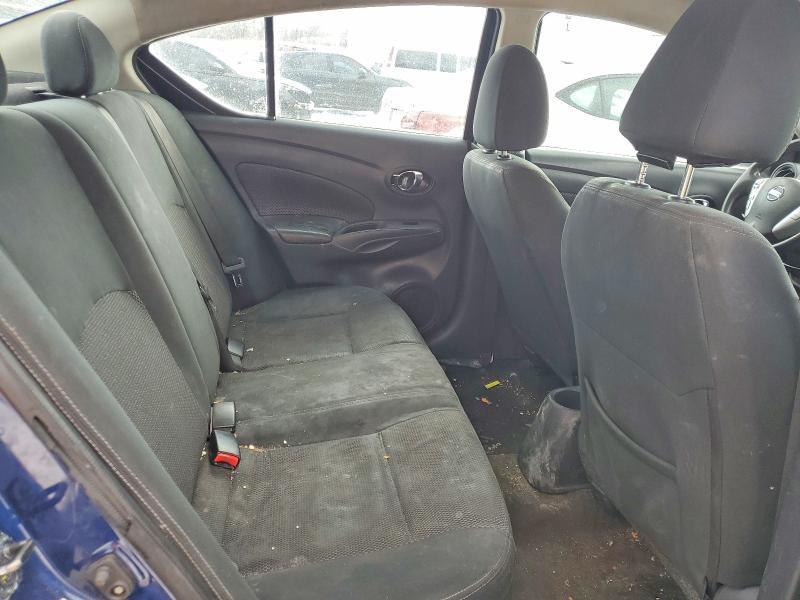 2019 Nissan Versa s