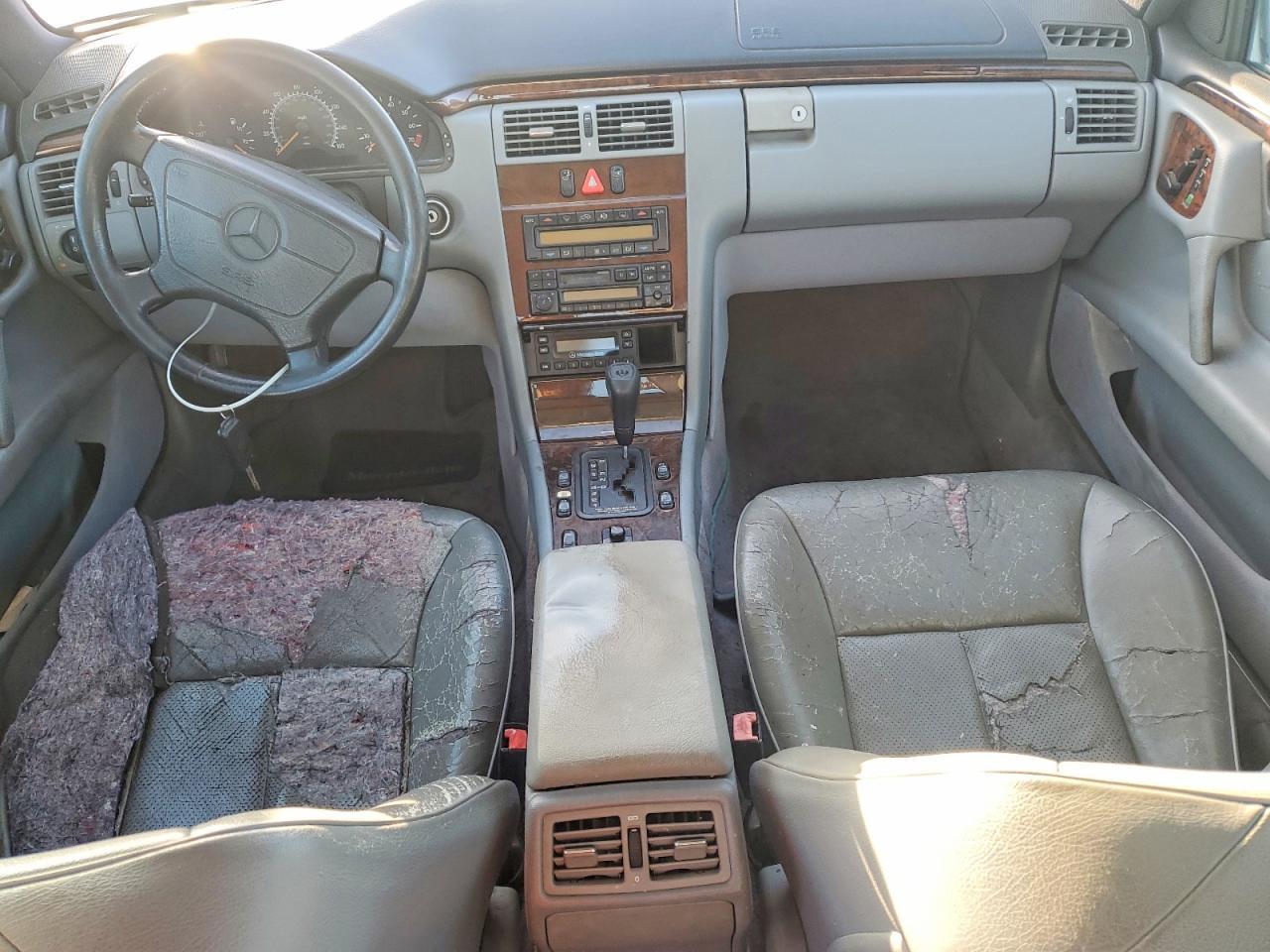 1997 Mercedes-Benz E 320