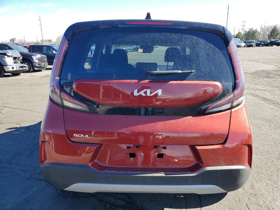 2024 KIA Soul LX, s