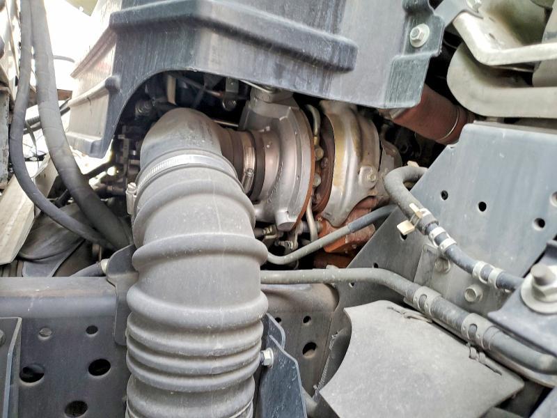 2021 Isuzu NPR XD BOX Truck