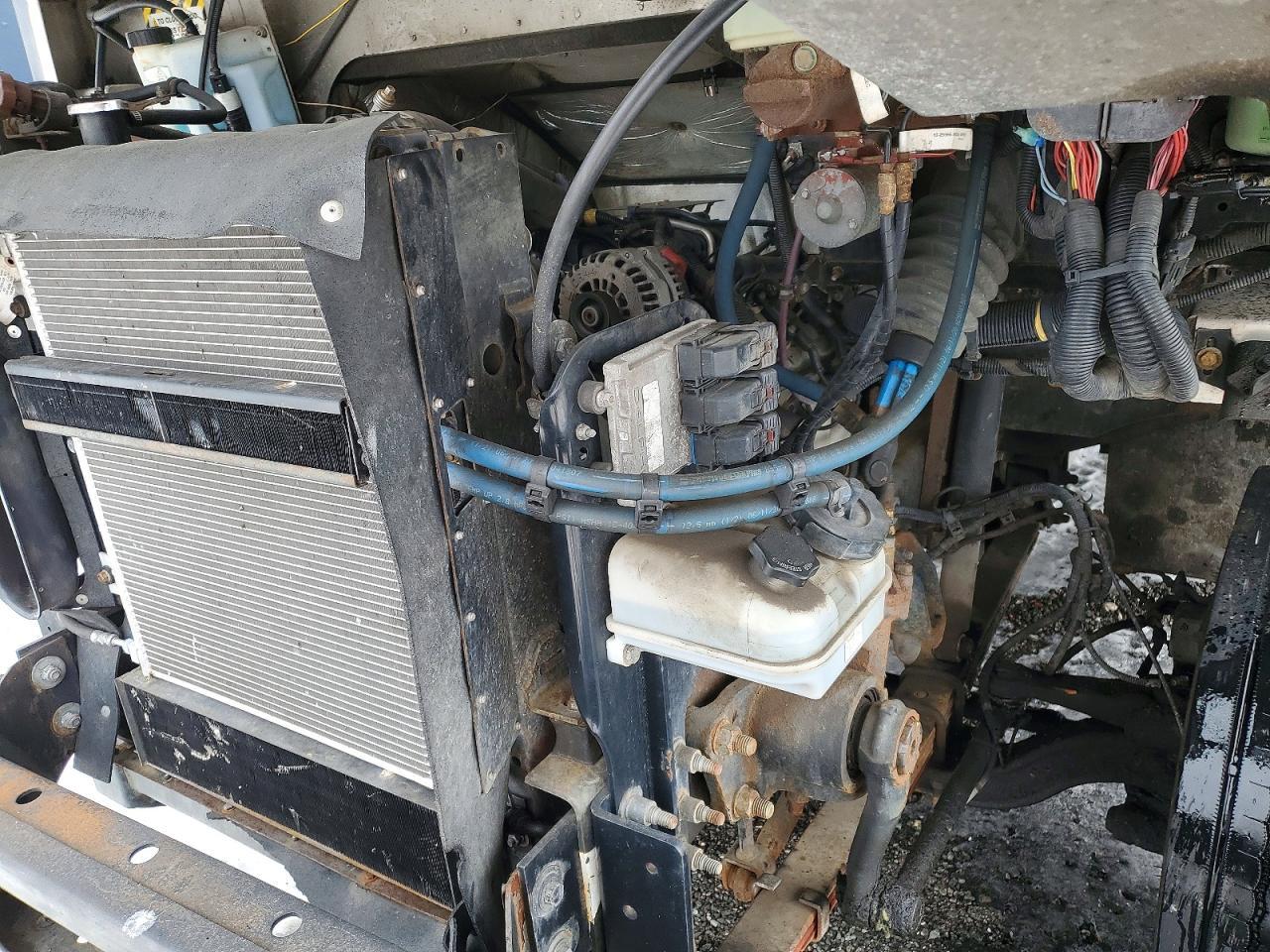 2021 Freightliner MT45G Chassis Delivery Truck