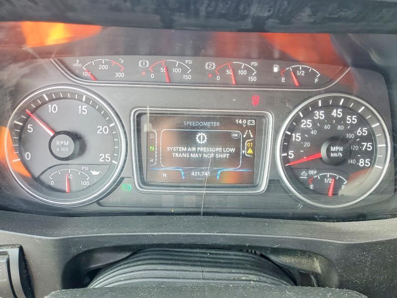 2022 International LT625 Semi Truck