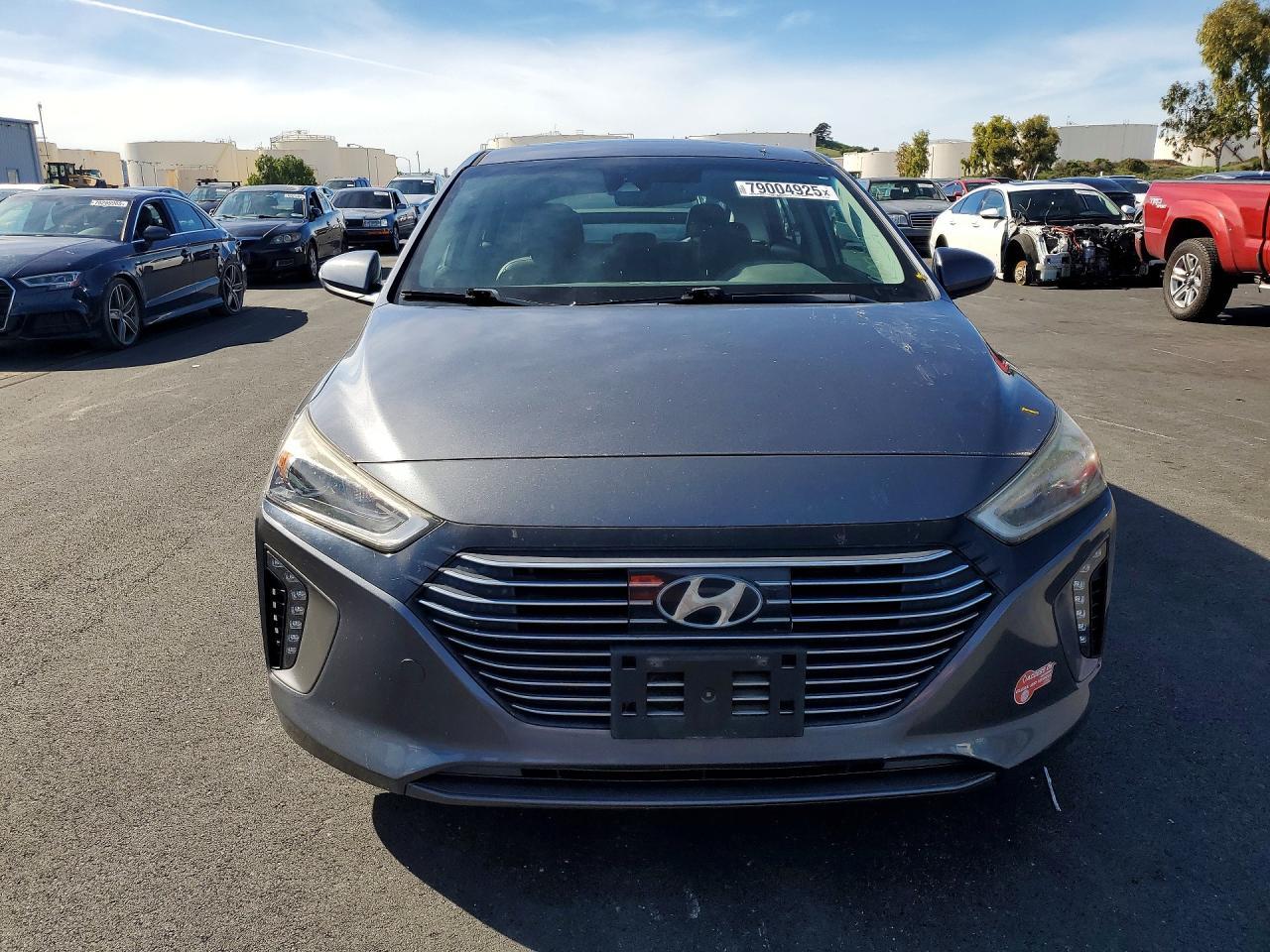 2018 Hyundai Ioniq Plug-in Hybrid Limited