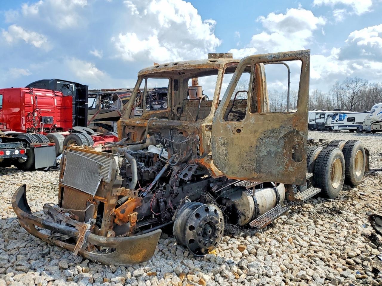 2007 International 8600 Semi Truck