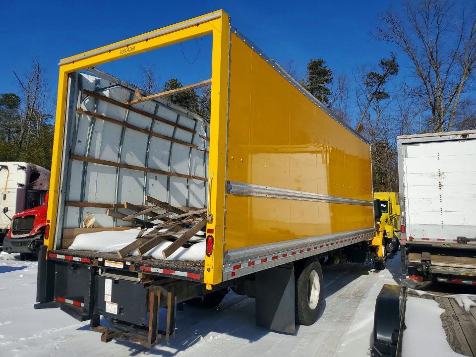 2023 International MV607 BOX Truck