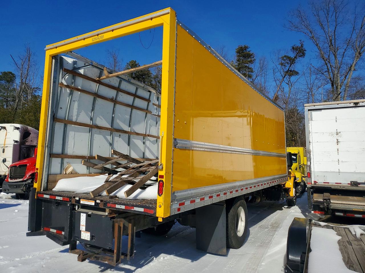 2023 International MV607 BOX Truck