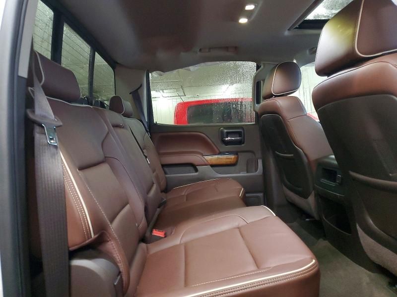 2015 Chevrolet Silverado K1500 High Country