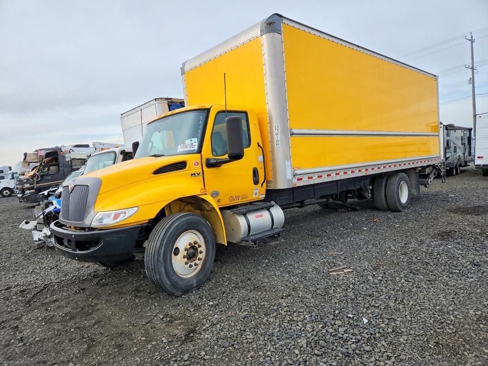 2022 International MV607 BOX Truck