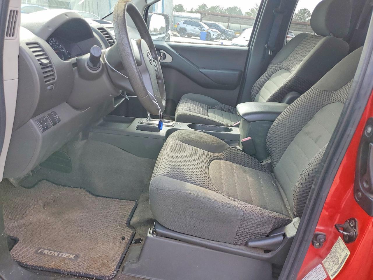 2005 Nissan Frontier se