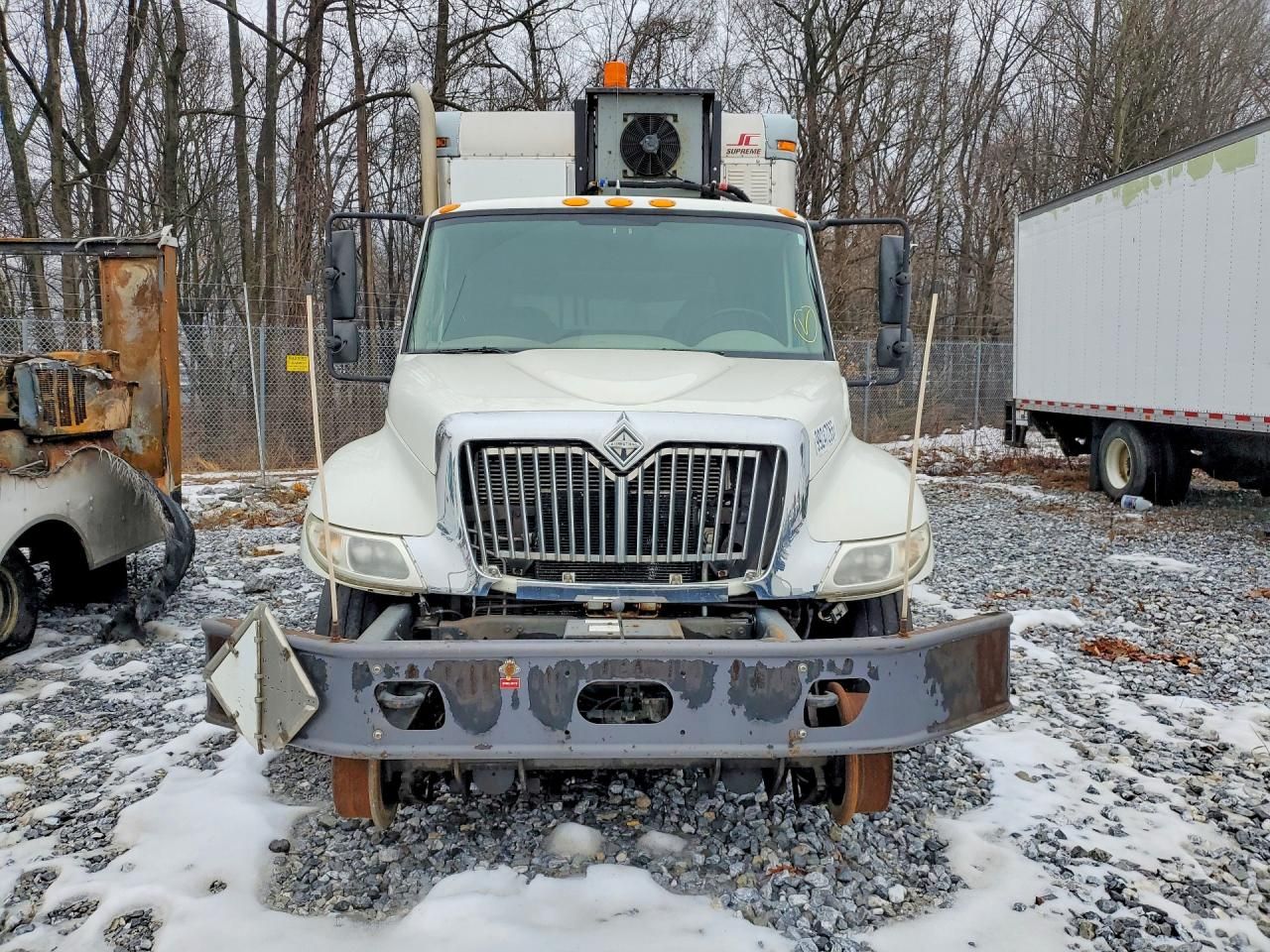 2009 International 4300 BOX Truck