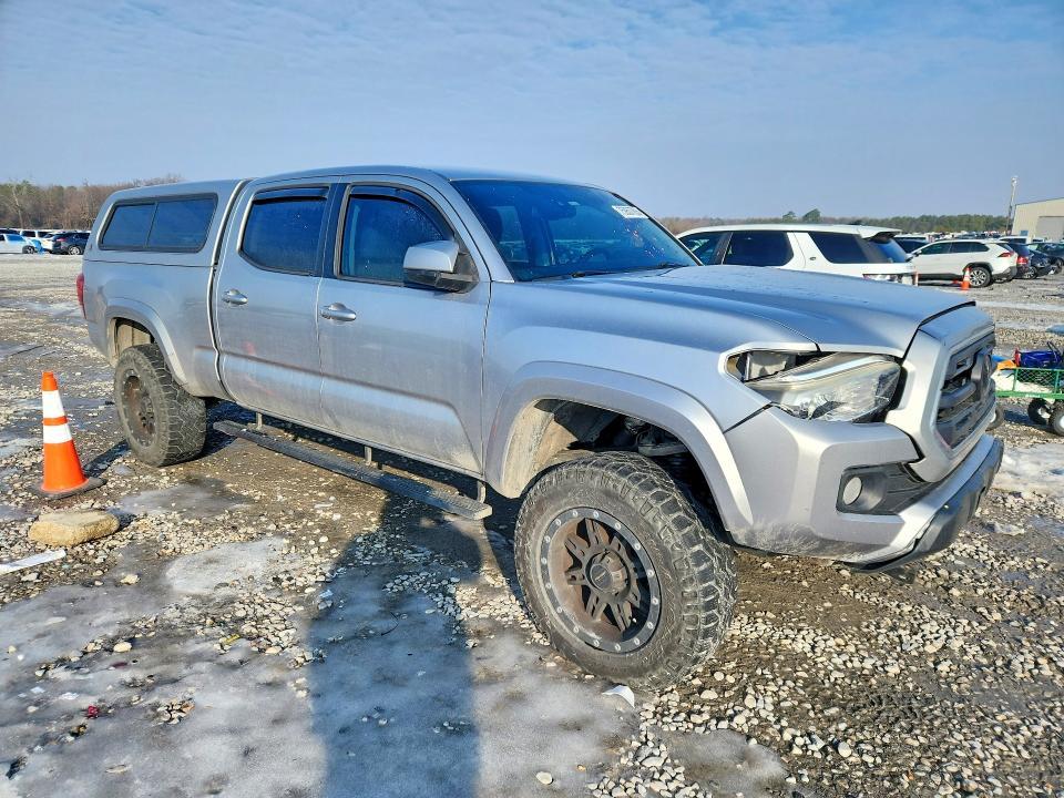 2018 Toyota Tacoma Double cab