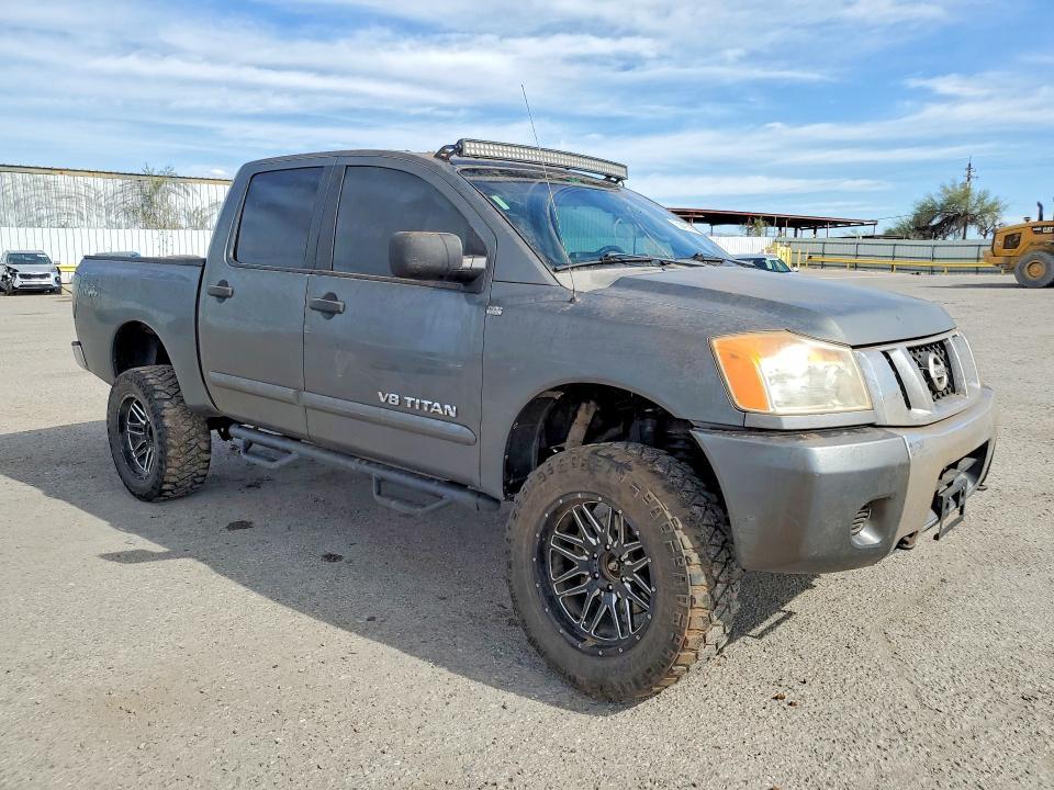 2013 Nissan Titan S