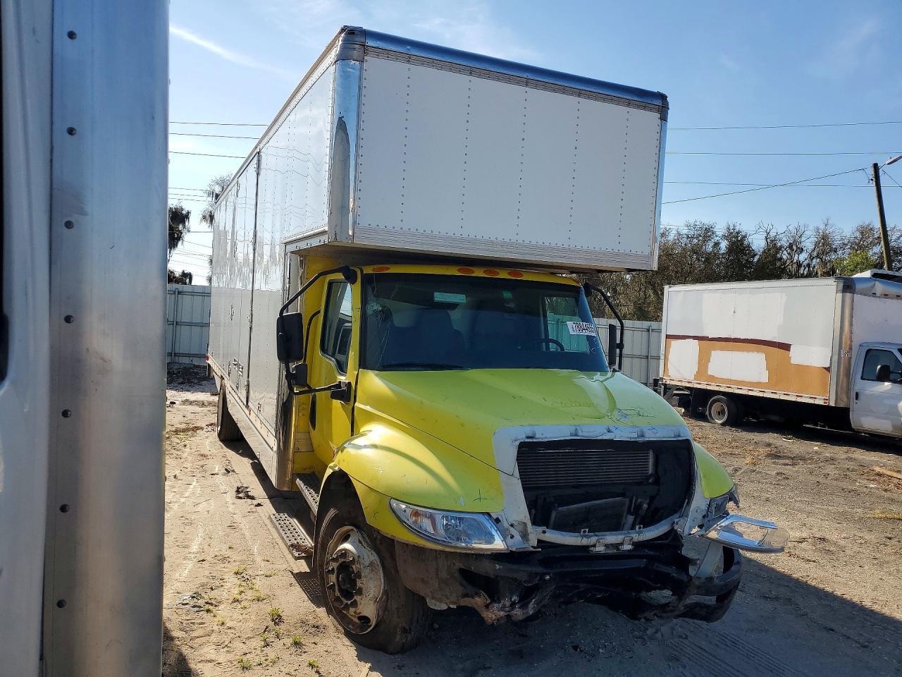 2022 International MV607 BOX Truck