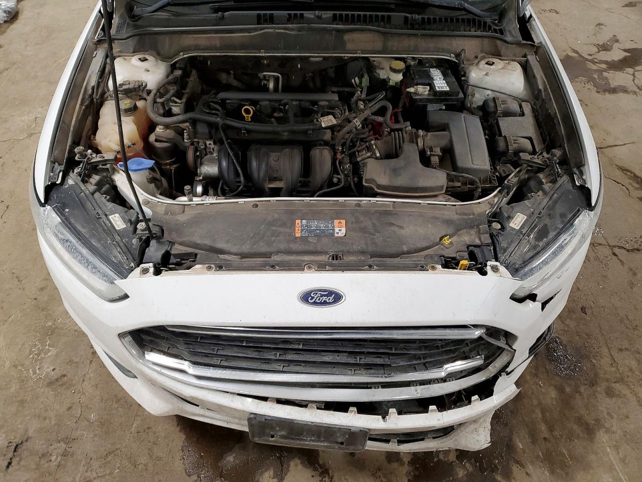 2016 Ford Fusion se