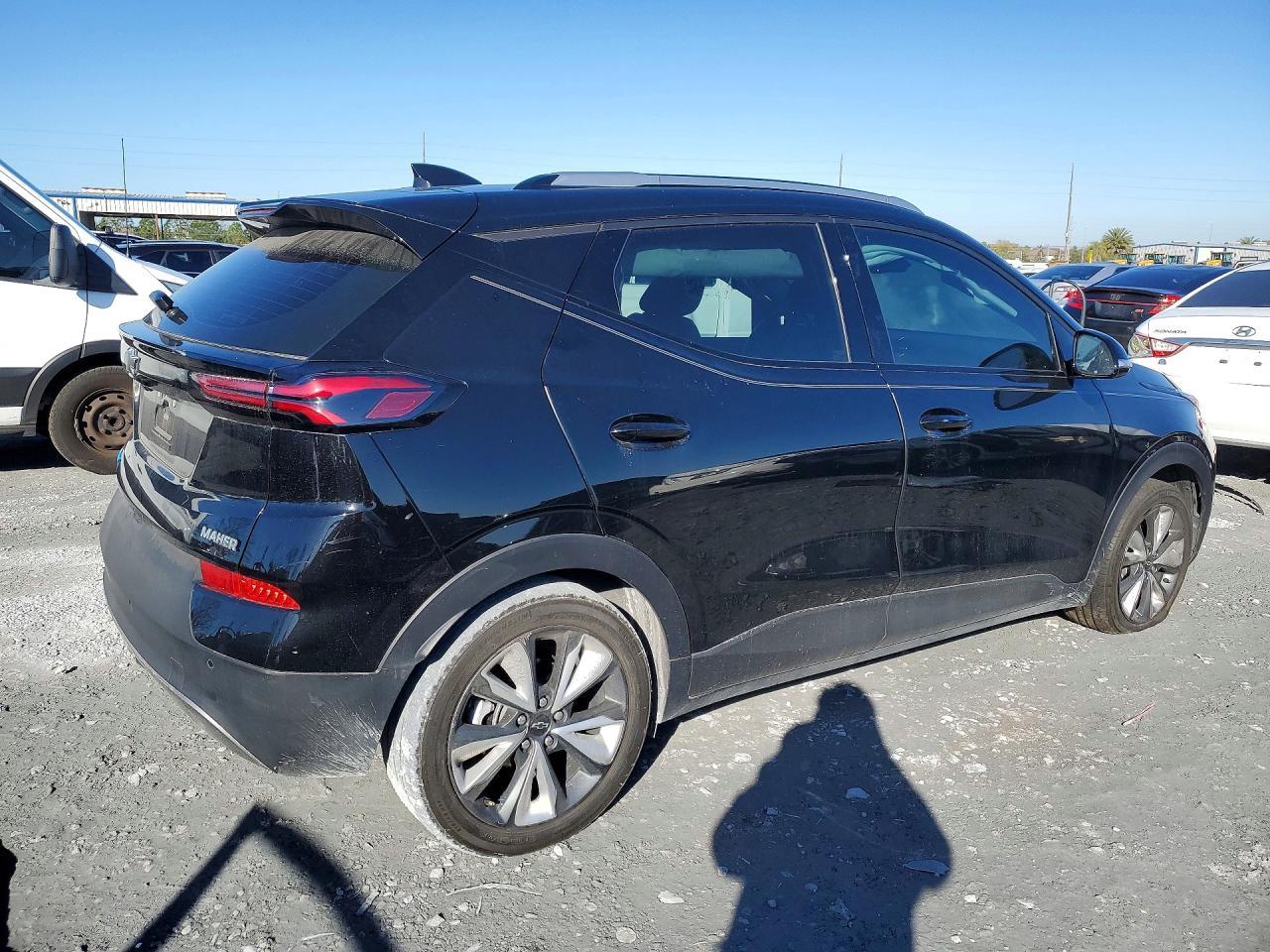 2023 Chevrolet Bolt euv lt