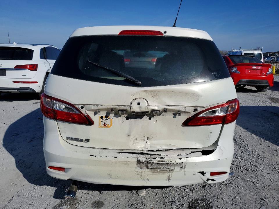 2015 Mazda 5 Sport