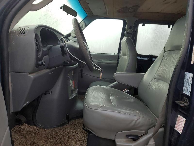 2003 Ford Econoline E150 van
