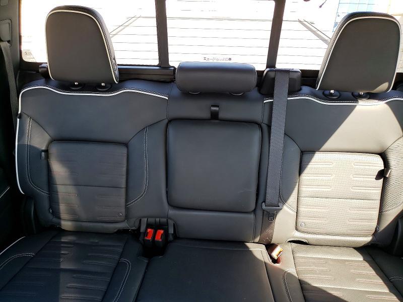 2025 GMC Sierra K2500 AT4X
