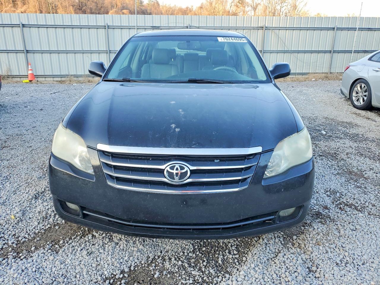 2006 Toyota Avalon xl