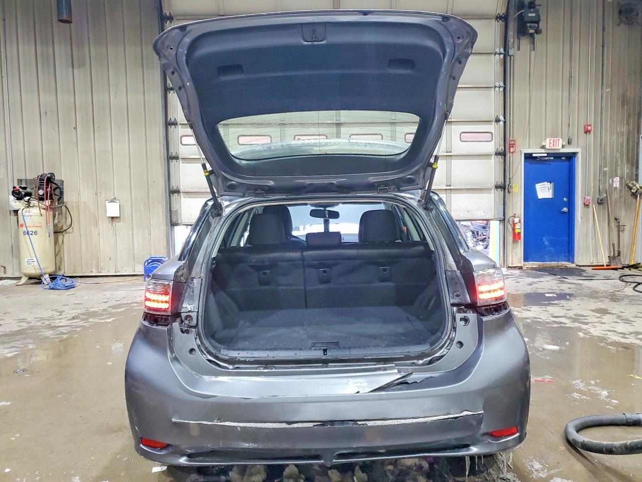 2013 Lexus Ct 200h Base