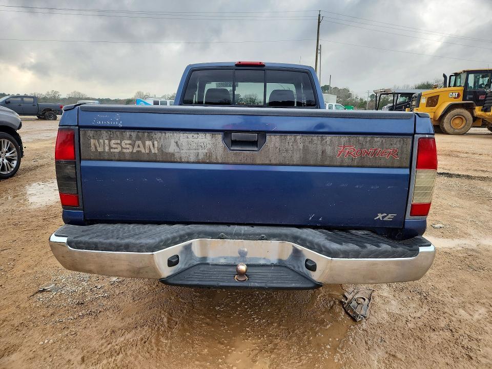 2000 Nissan Frontier King cab xe