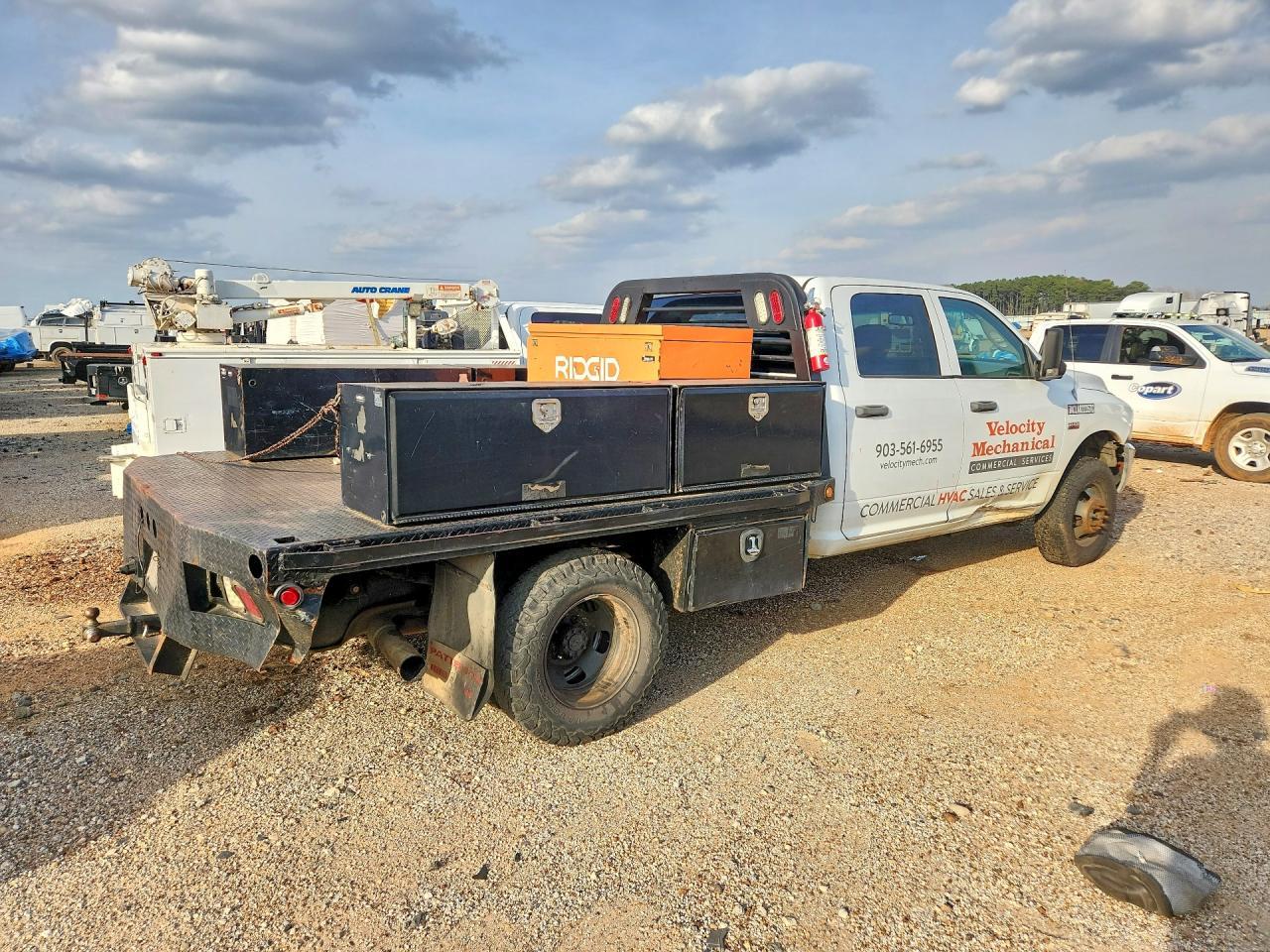 2014 Dodge RAM 3500 Flatbed Truck