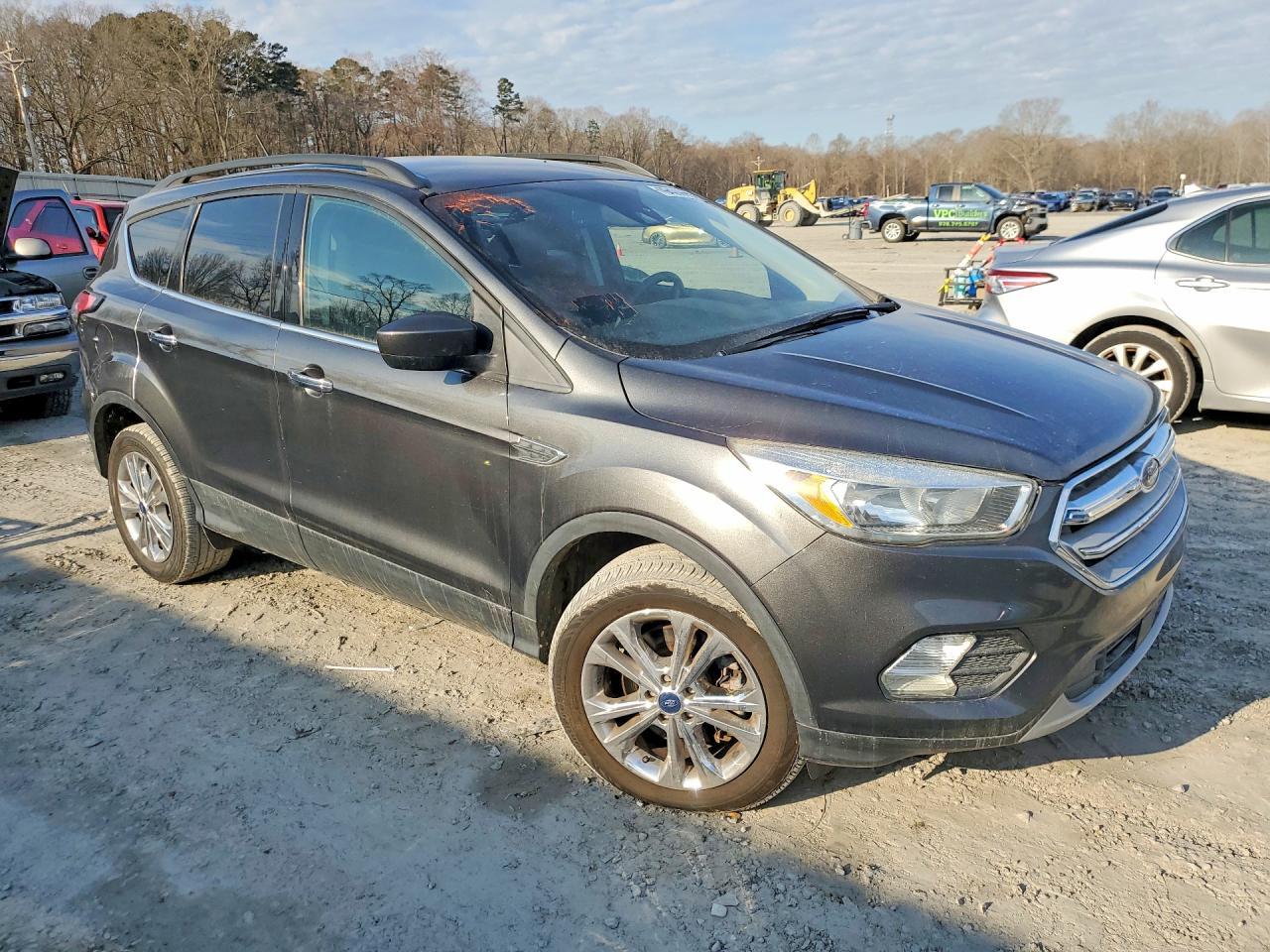 2018 Ford Escape se