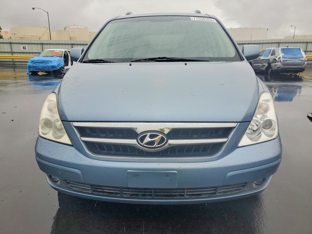 2008 Hyundai Entourage gls