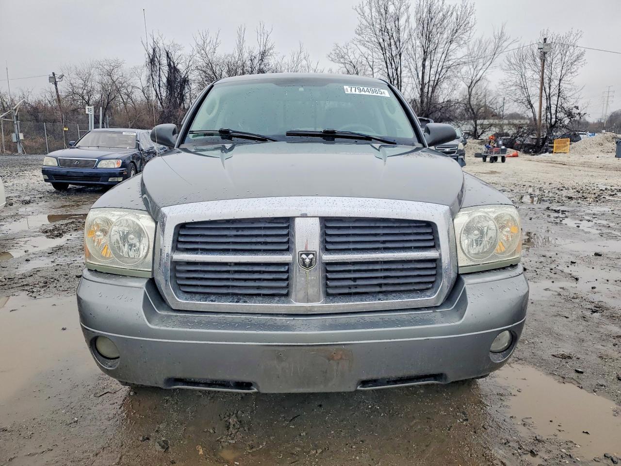 2005 Dodge Dakota Quad slt