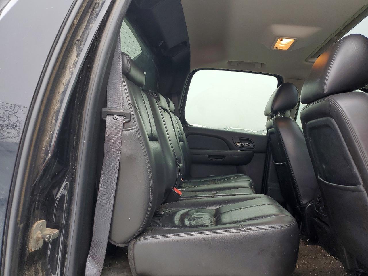 2011 Chevrolet Avalanche LT