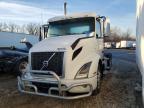 2020 Volv O VNR Semi Truck