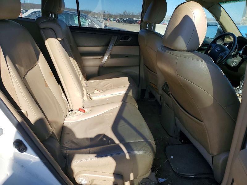 2010 Toyota Highlander se